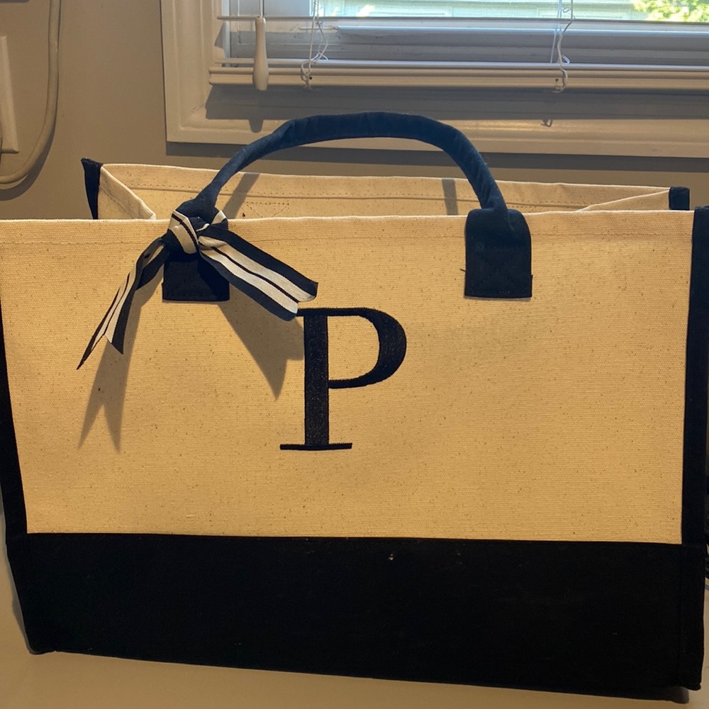 Canvas Tote letter P